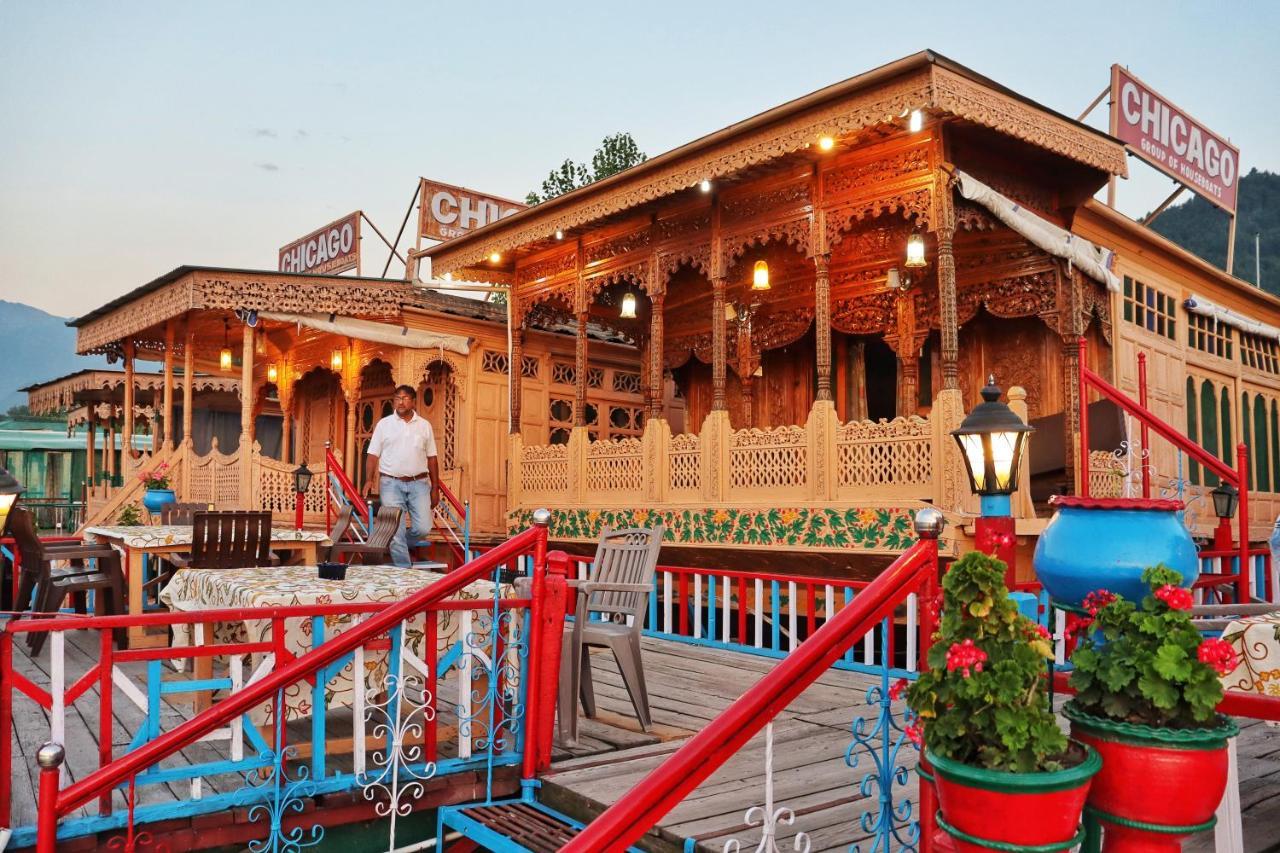 Hotel Chicago Group Of Houseboats Srīnagar Exterior foto