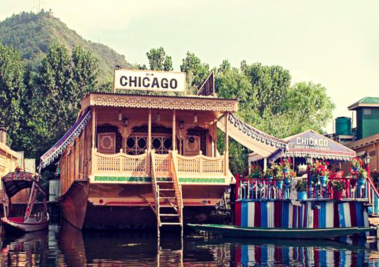 Hotel Chicago Group Of Houseboats Srīnagar Exterior foto